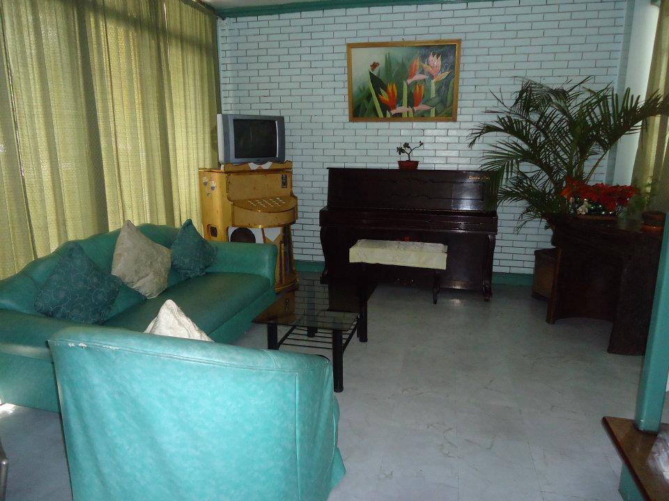 Villa Mia Hotel And Apartelle Багио Экстерьер фото